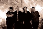 EFSANE ROCK GRUBU U2?NN, STANBUL KONSER KESNLET!...