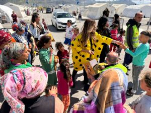 ASLI HNEL’E HATAY’DAK OCUK ENLNDE SEVG SEL