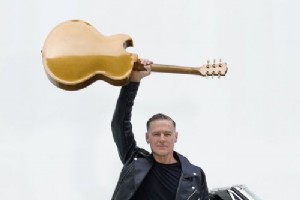 BRYAN ADAMS ’SO HAPPY IT HURTS’ TURNES KAPSAMINDA STANBUL’A GELYOR!