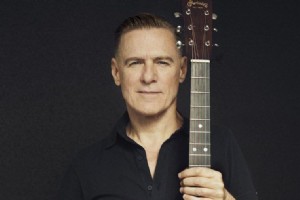 BRYAN ADAMS STANBUL’A 10 TIR’LA GELYOR