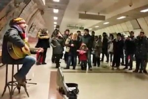 ELK METRO’DA YARIM SAATTE 337 TL KAZANDI! TE O GRNTLER