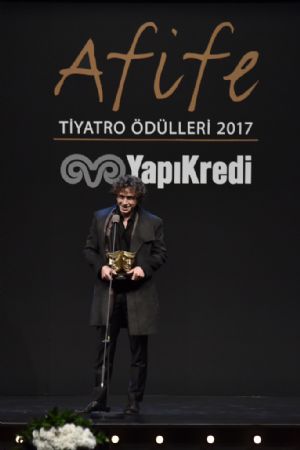 21. YAPI KRED AFFE TYATRO DLLER SAHPLERNE KAVUTU