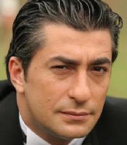 ERKAN PETEKKAYA HASTANEYE KALDIRILDI