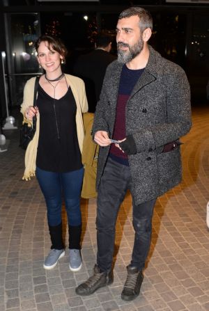 FARAH ZEYNEP ABDULLAH LE CANER CNDORUK GECELERDE