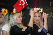 IPLAK EYLEMLERYLE N SALAN UKRAYNALI KADIN GRUBU FEMEN STANBUL?DA!..