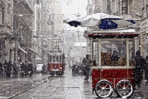 STANBUL’A KAR YAIIYLA LGL METEOROLOJ UZMANINDAN AIKLAMA