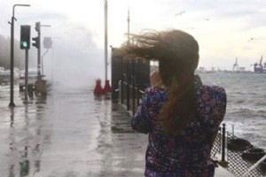 METEOROLOJ’DEN FLA SICAKLIK UYARISI! STANBUL RESMEN DONACAK