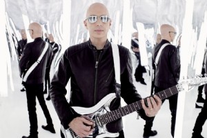 EFSANE GTAR VRTZ JOE SATRIANI STANBUL’A GELYOR