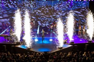 KENAN DOULU HARBYE KONSERNDE AIKLADI ’BU BENM VEDAMDIR’