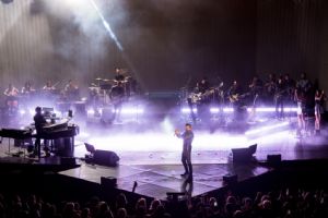 KENAN DOULU HARBYE KONSERNDE AIKLADI ’BU BENM VEDAMDIR’