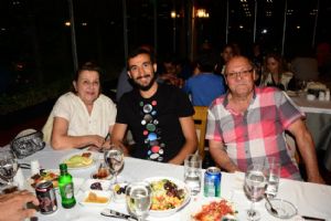 SELDA - MEHMET TOPAL’DAN BAYRAM YEME