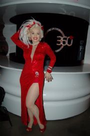 MARLYN MONROE BENZERL LE NEFES KEST...