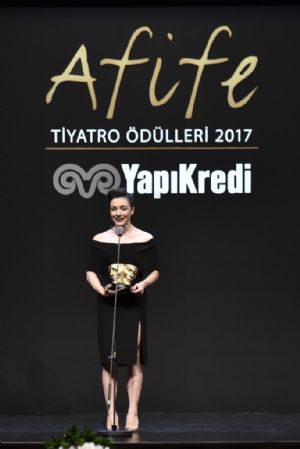 21. YAPI KRED AFFE TYATRO DLLER SAHPLERNE KAVUTU