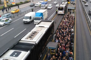 STANBULLULAR DKKAT! METROBSLERDE YEN DNEM BALIYOR