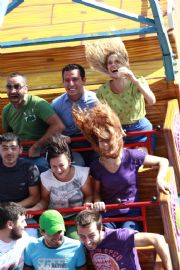 SEN BANA YAZMILAR OYUNCULARI LUNAPARKTA OCUKLAR GB ELENDLER