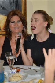 SERENAY SARIKAYA LE SBEL CAN DET YAPTI!