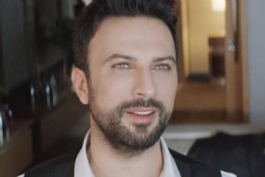 TARKAN’DAN MEGA JEST