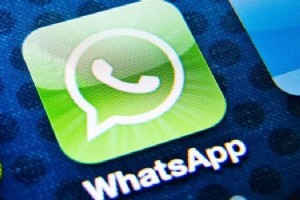 WHATSAPP KULLANANA BOMBA HABER! FACEBOOK’A WHATSAPP BUTONU GELYOR